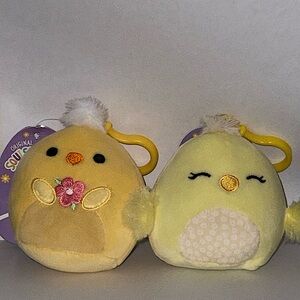 Bundle of 2 squishmallows!